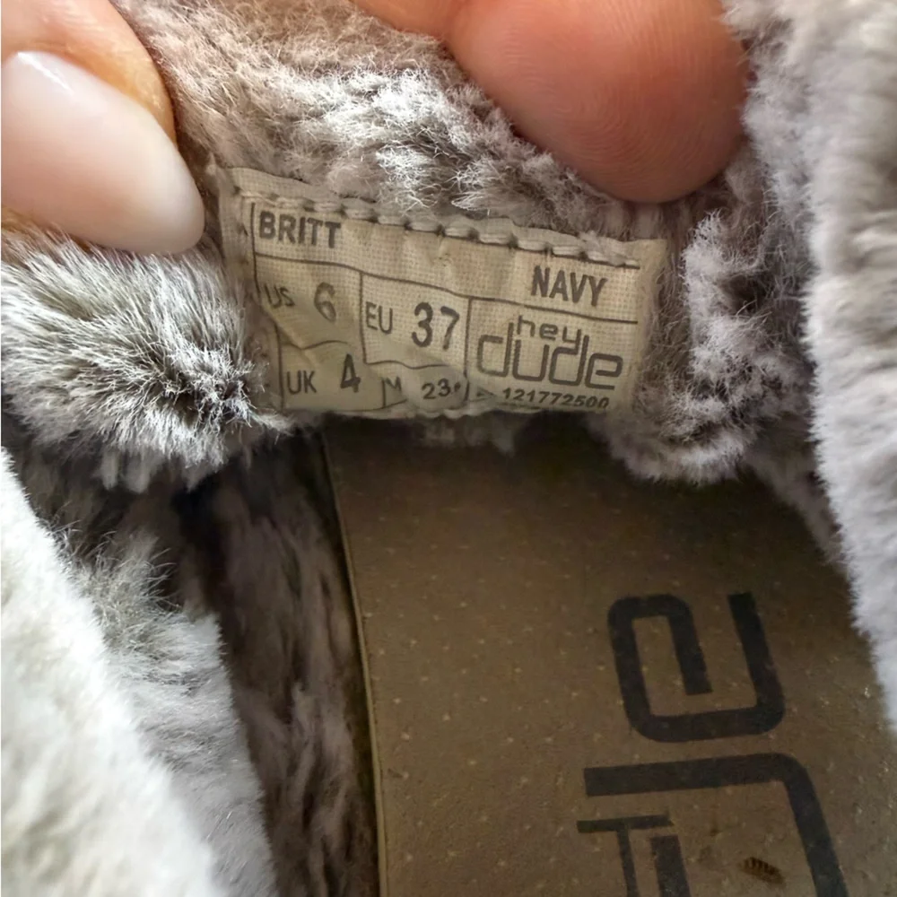 Hey Dude Women's Britt Navy Sherpa Lined Boot Lace Up Shoe‎ Winter Cozy W6